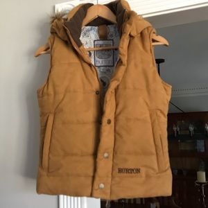 Burton vest with hood.